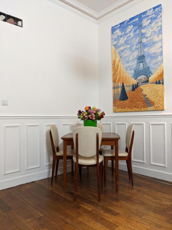 Private Acces To The All Flat. Charming Parisian. Bagian luar foto